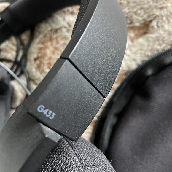 Logitech G433 7.1 Wired Surround Gaming Headset EUC - Picture 7 of 7